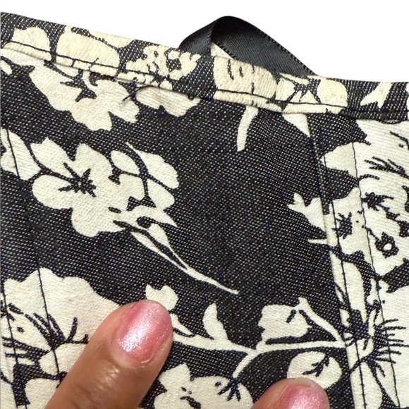 Adore Me Black and White Floral Hibiscus Lace Up Back Corset Top XL - Picture 5 of 10